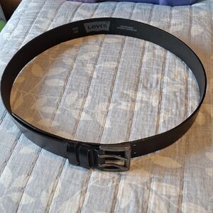 Levi's Black Modern Leather Belt